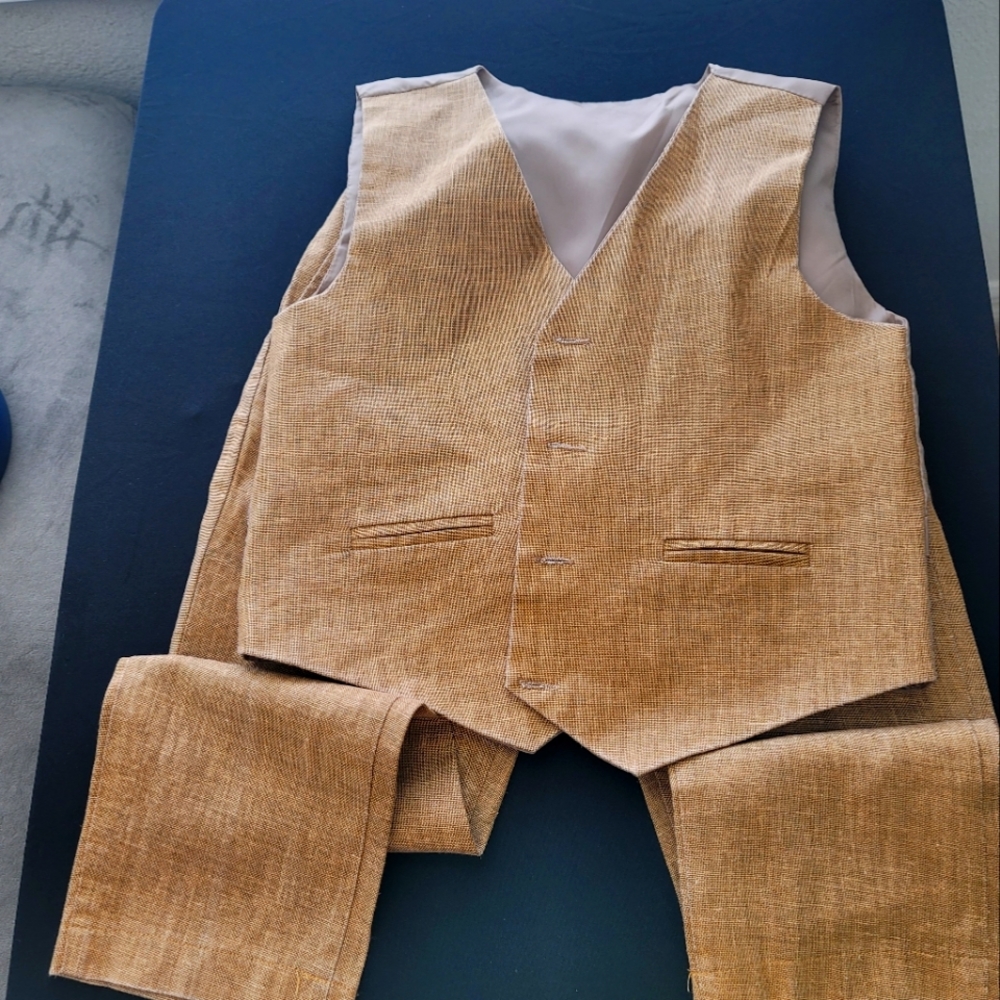 Kids clothes